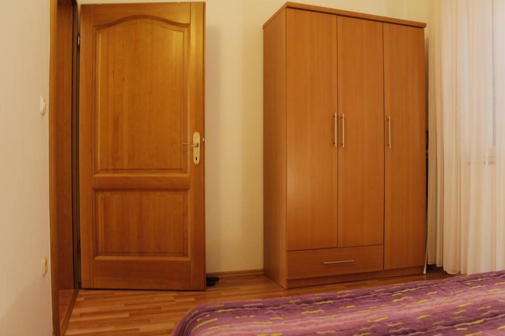 Apartmani Zeljko Metajna Exterior foto