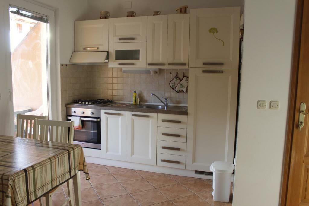 Apartmani Zeljko Metajna Exterior foto